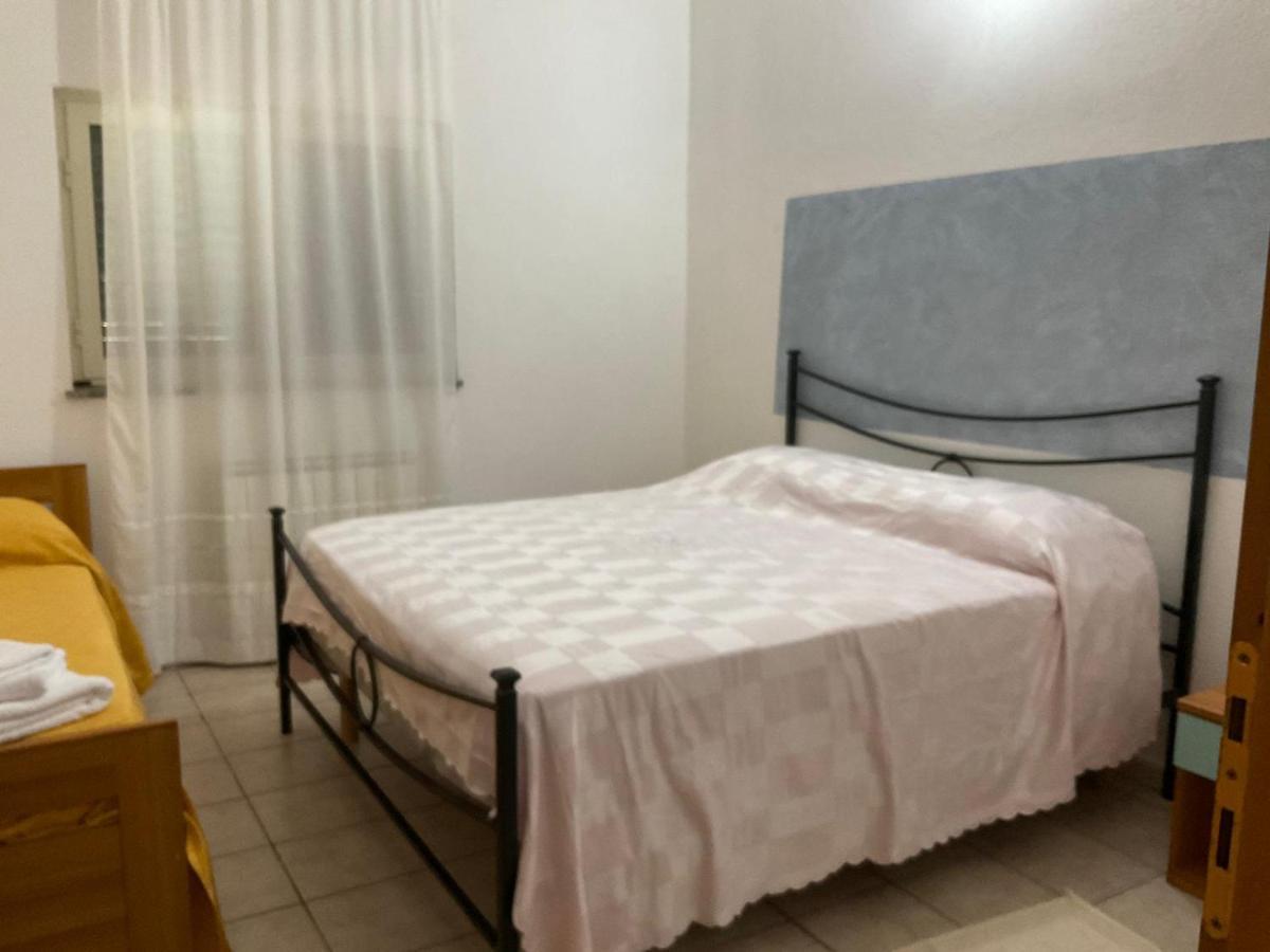AZIENDA AGRITURISTICA S'ARGALASI - B&B - AFFITTACAMERE Loc S'Argalasi Austis Bagian luar foto