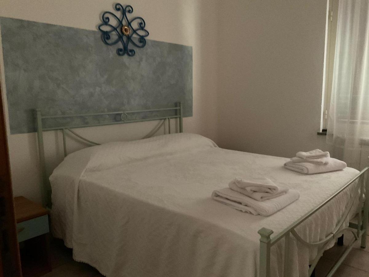 AZIENDA AGRITURISTICA S'ARGALASI - B&B - AFFITTACAMERE Loc S'Argalasi Austis Bagian luar foto
